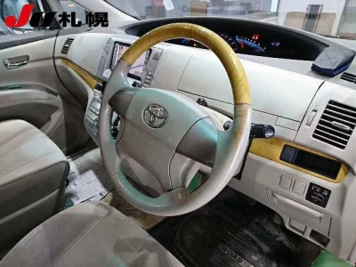 Toyota ESTIMA  с аукциона в Японии