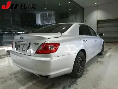Toyota MARK X  с аукциона в Японии