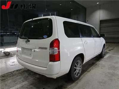 Toyota Succeed