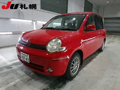 Toyota SIENTA  с аукциона в Японии