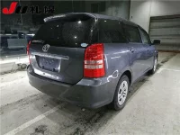Toyota WISH лот № 20 оценка 3.5  с аукциона в Японии 1