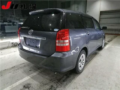 Toyota WISH  с аукциона в Японии