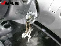 Toyota VITZ лот № 29 оценка 3.5  с аукциона в Японии 3