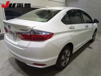 Honda GRACE лот № 9208 оценка 3.5  с аукциона в Японии 4