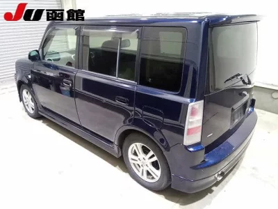 Toyota bB