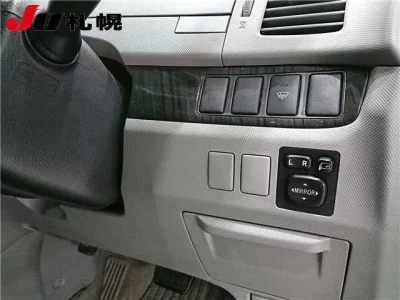 Toyota ESTIMA  с аукциона в Японии