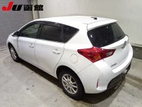Toyota AURIS лот № 9250 оценка R  с аукциона в Японии 1