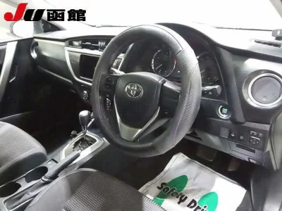 Toyota AURIS  с аукциона в Японии