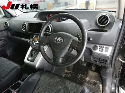 Toyota COROLLA RUMION