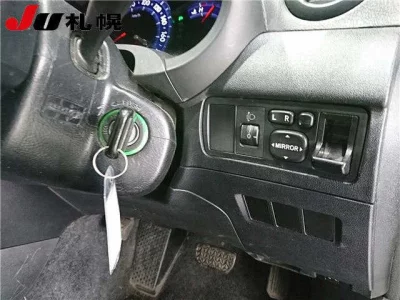 Toyota CALDINA  с аукциона в Японии