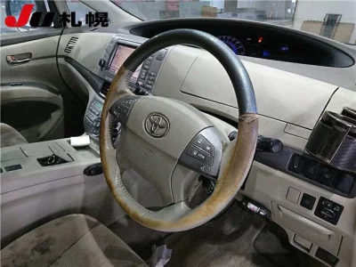 Toyota ESTIMA HYBRID