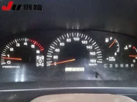 Toyota HILUX SURF лот № 8014 оценка R  с аукциона в Японии 3