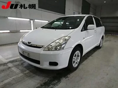Toyota WISH  с аукциона в Японии