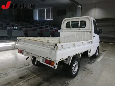 Nissan CLIPPER TRUCK