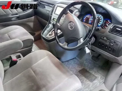 Toyota ALPHARD  с аукциона в Японии