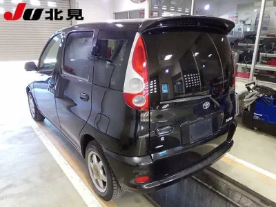 Toyota FUNCARGO  с аукциона в Японии