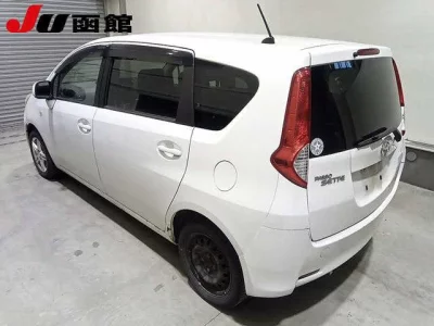 Toyota PASSO SETTE  с аукциона в Японии