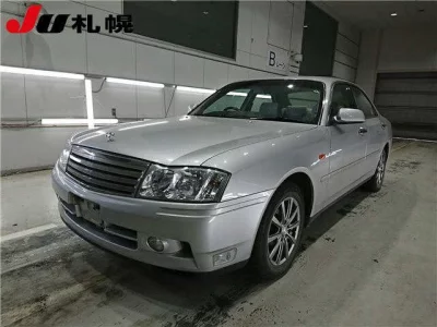 Nissan GLORIA  с аукциона в Японии