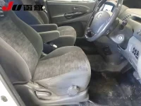 Toyota ESTIMA лот № 9028 оценка 3.5  с аукциона в Японии 8