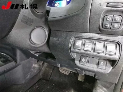 Nissan LEAF  с аукциона в Японии