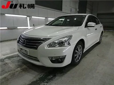 Nissan TEANA  с аукциона в Японии