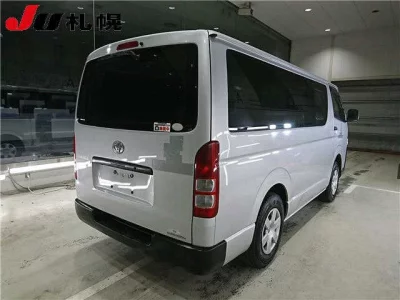 Toyota RegiusAce