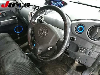 Toyota BB