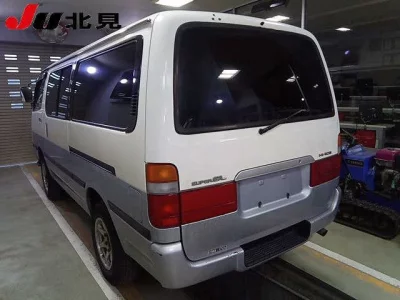Toyota HiAce Van