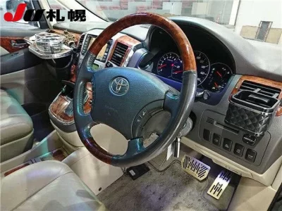 Toyota ALPHARD  с аукциона в Японии