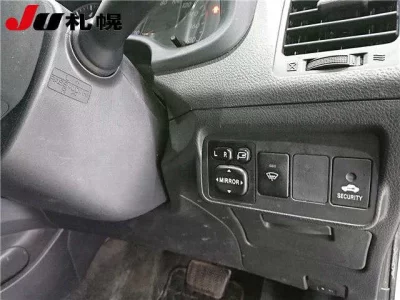 Toyota COROLLA FIELDER  с аукциона в Японии