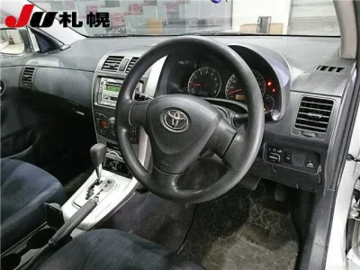 Toyota COROLLA FIELDER  с аукциона в Японии