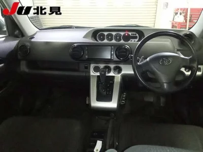 Toyota COROLLA RUMION  с аукциона в Японии