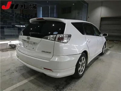 Toyota CALDINA  с аукциона в Японии