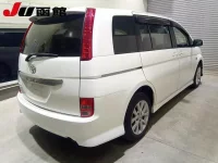 Toyota ISIS лот № 9307 оценка 3.5  с аукциона в Японии 4