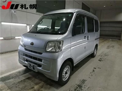 Toyota Pixis Van