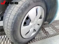 Toyota VITZ лот № 8703 оценка 3.5  с аукциона в Японии 6