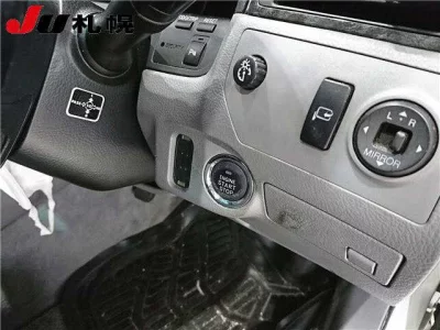 Toyota CROWN  с аукциона в Японии