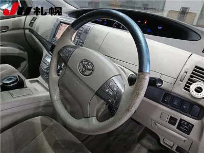Toyota Estima Hybrid