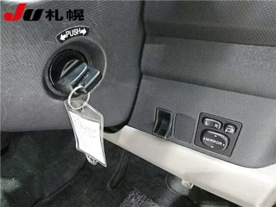 Toyota PASSO  с аукциона в Японии