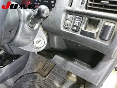 Toyota SUCCEED  с аукциона в Японии