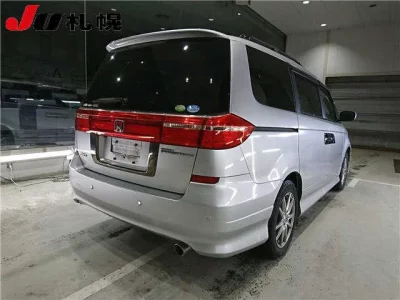 Honda ELYSION  с аукциона в Японии