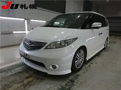Honda ELYSION  с аукциона в Японии