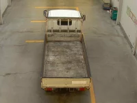 Toyota DYNA лот № 1109 оценка RA  с аукциона в Японии 2