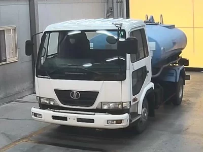 Nissan CONDOR