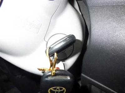 Toyota SIENTA  с аукциона в Японии