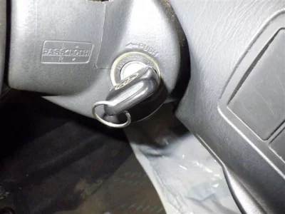 Toyota COROLLA FIELDER  с аукциона в Японии