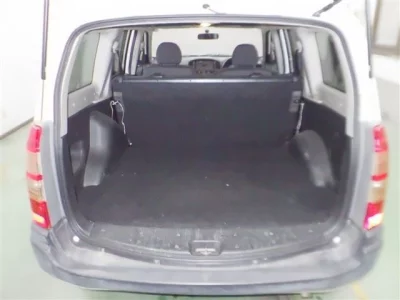 Toyota SUCCEED  с аукциона в Японии