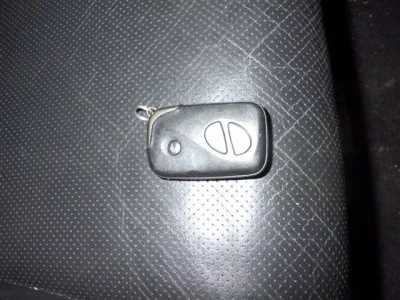 Lexus LS  с аукциона в Японии