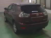 Toyota HARRIER лот № 3687 оценка 3  с аукциона в Японии 1