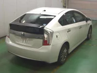Toyota PRIUS PHV лот № 3657 оценка 3.5  с аукциона в Японии 6